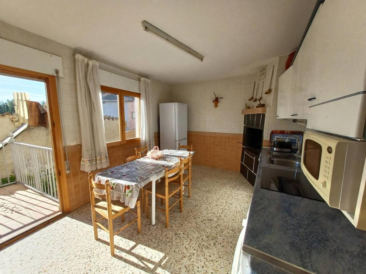 Casa Rural Apartamento Sol Ideal Para Familias Munebrega Bagian luar foto